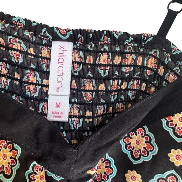 NWT! Xhilaration Spaghetti Straps Tribal Print Romper in Women’s Medium - Picture 6 of 12